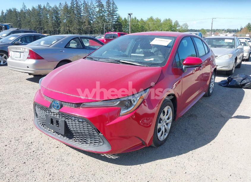 Photo 2 of 2021 Toyota Corolla LE (VIN 5YFEPMAE2MP180273)