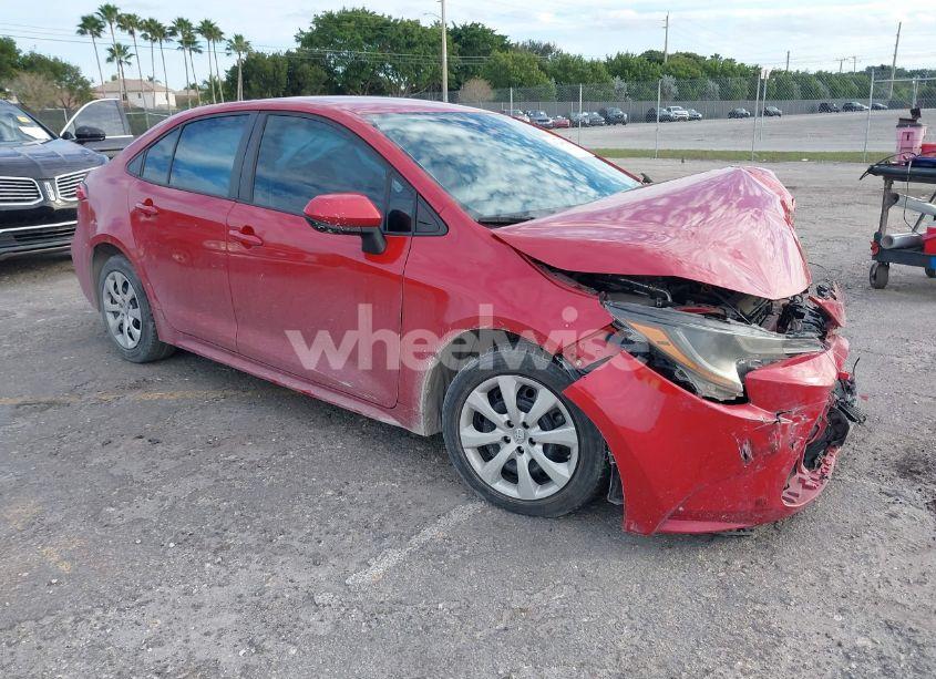 2021 Toyota Corolla LE (VIN 5YFEPMAE2MP183285) main photo