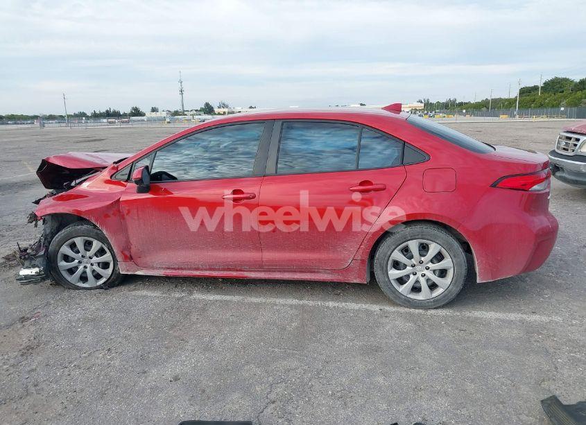Photo 14 of 2021 Toyota Corolla LE (VIN 5YFEPMAE2MP183285)