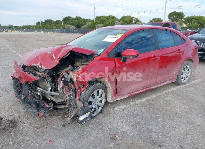 Photo 2 of 2021 Toyota Corolla LE (VIN 5YFEPMAE2MP183285)