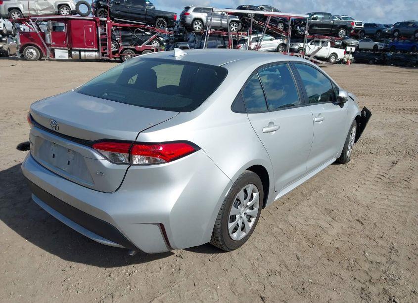 Photo 4 of 2021 Toyota Corolla LE (VIN 5YFEPMAE2MP185408)