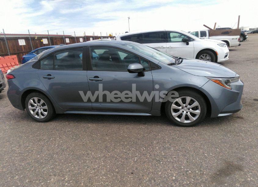 Photo 13 of 2021 Toyota Corolla LE (VIN 5YFEPMAE2MP186283)