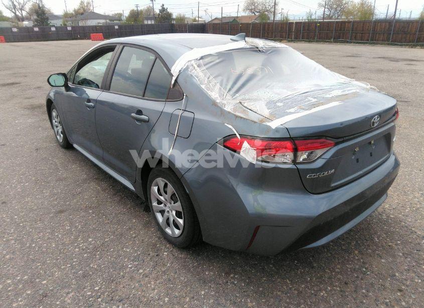 Photo 3 of 2021 Toyota Corolla LE (VIN 5YFEPMAE2MP186283)