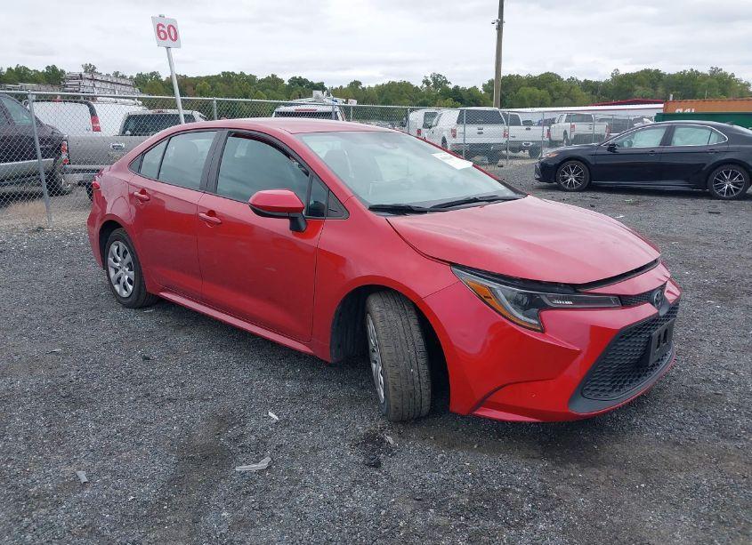 2021 Toyota Corolla LE (VIN 5YFEPMAE2MP190558) main photo