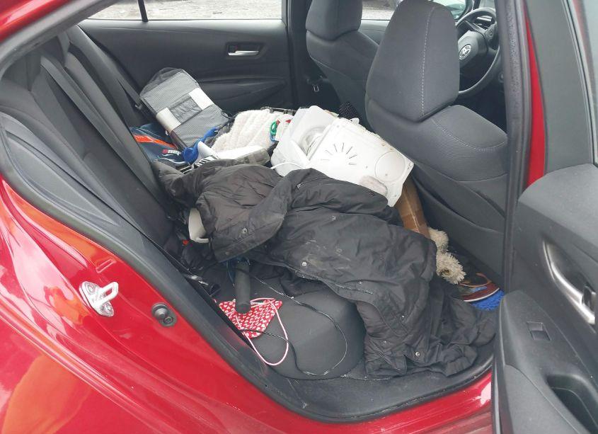 Photo 8 of 2021 Toyota Corolla LE (VIN 5YFEPMAE2MP190558)