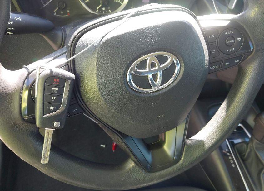 Photo 11 of 2021 Toyota Corolla LE (VIN 5YFEPMAE2MP194240)