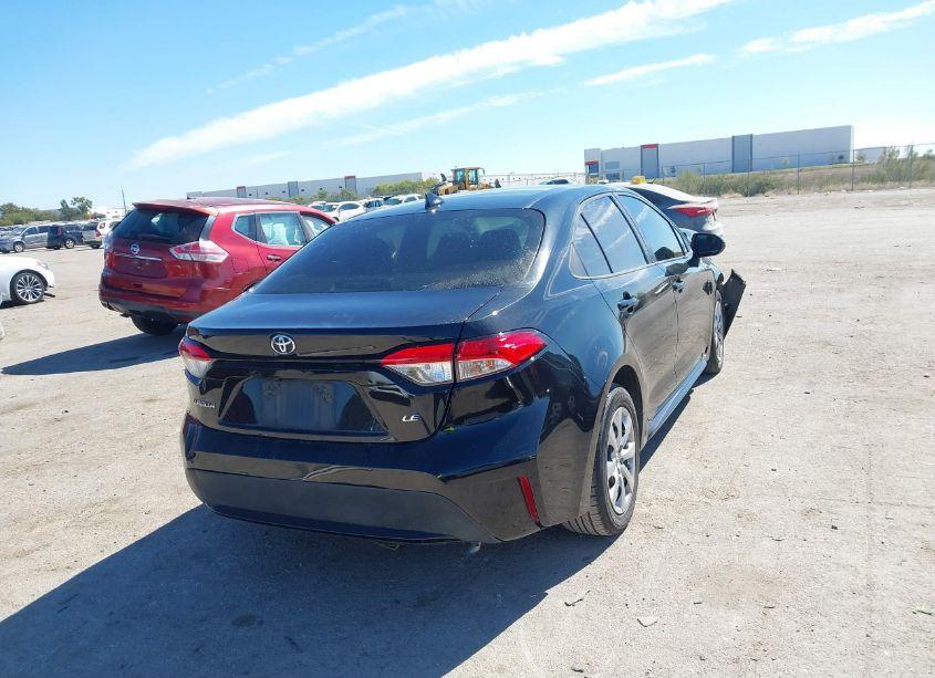 Photo 4 of 2021 Toyota Corolla LE (VIN 5YFEPMAE2MP194240)