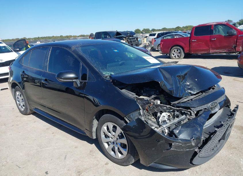 Photo 6 of 2021 Toyota Corolla LE (VIN 5YFEPMAE2MP194240)