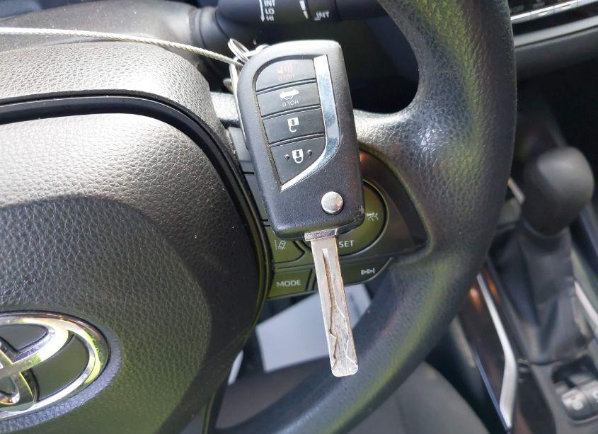 Photo 11 of 2021 Toyota Corolla LE (VIN 5YFEPMAE2MP215944)