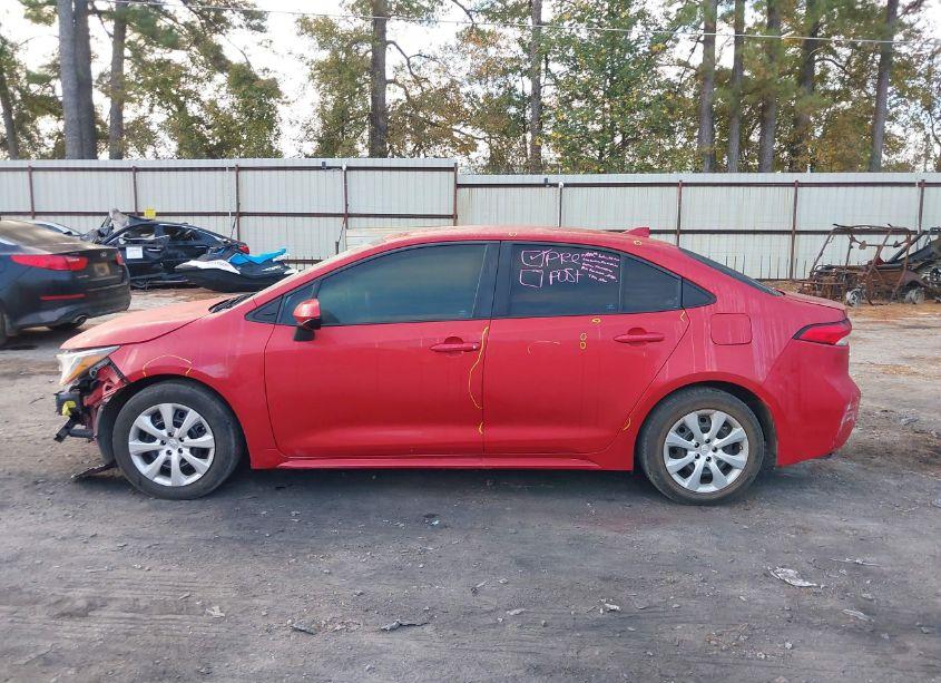 Photo 15 of 2021 Toyota Corolla LE (VIN 5YFEPMAE2MP215944)