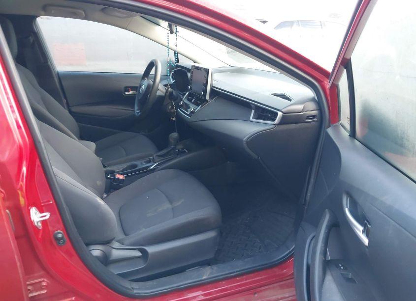 Photo 5 of 2021 Toyota Corolla LE (VIN 5YFEPMAE2MP215944)