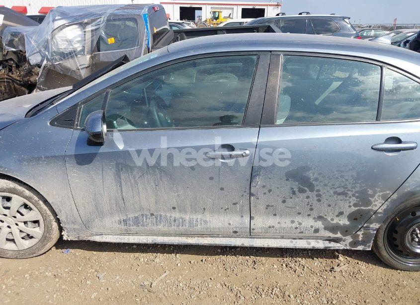 Photo 14 of 2021 Toyota Corolla LE (VIN 5YFEPMAE2MP230007)