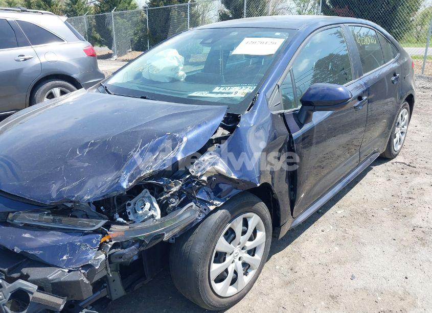 Photo 6 of 2021 Toyota Corolla LE (VIN 5YFEPMAE2MP232761)