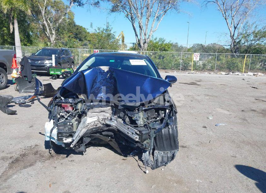 Photo 6 of 2021 Toyota Corolla LE (VIN 5YFEPMAE2MP235885)