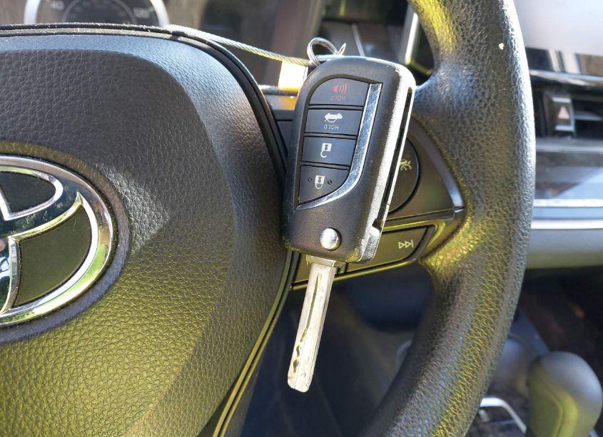 Photo 11 of 2021 Toyota Corolla LE (VIN 5YFEPMAE2MP258695)