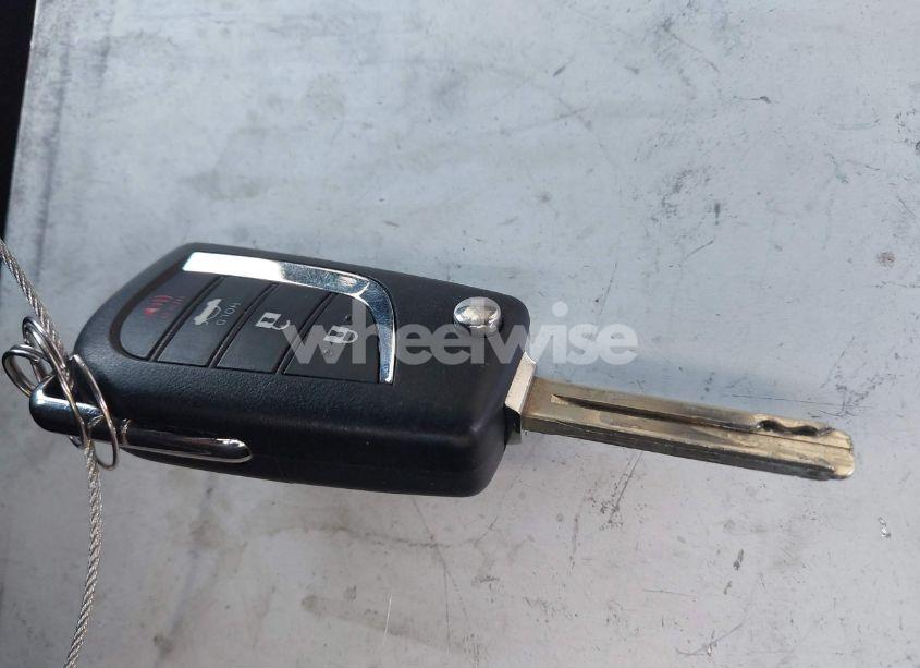 Photo 11 of 2021 Toyota Corolla LE (VIN 5YFEPMAE2MP261032)