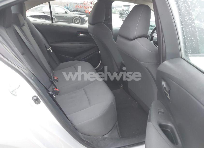 Photo 8 of 2022 Toyota Corolla LE (VIN 5YFEPMAE2NP275367)