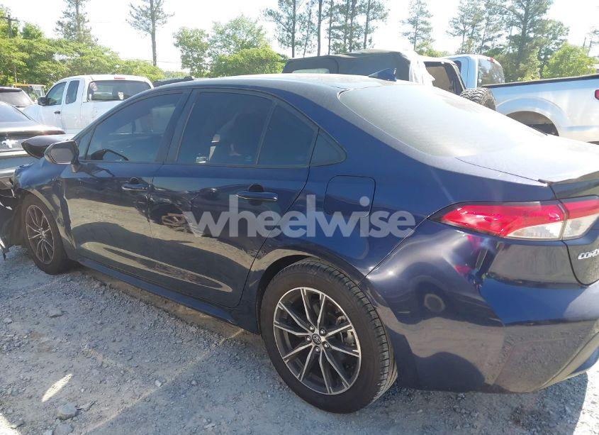 Photo 13 of 2022 Toyota Corolla LE (VIN 5YFEPMAE2NP287552)