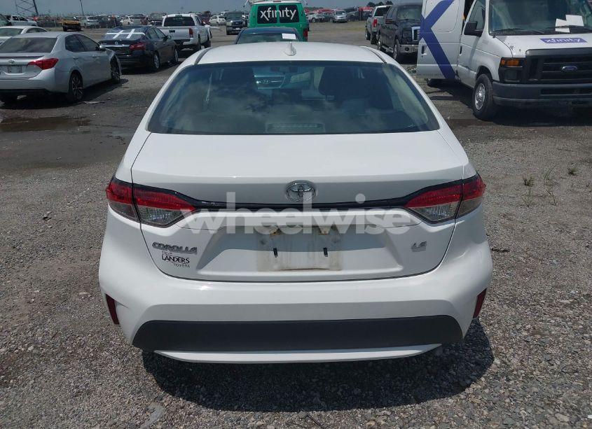 Photo 16 of 2022 Toyota Corolla LE (VIN 5YFEPMAE2NP321585)