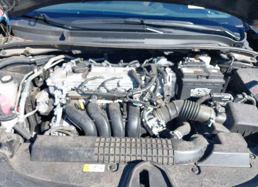 Photo 10 of 2022 Toyota Corolla LE (VIN 5YFEPMAE2NP329556)