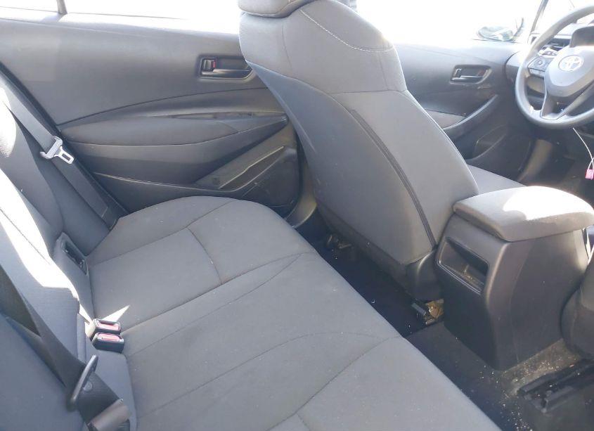 Photo 8 of 2022 Toyota Corolla LE (VIN 5YFEPMAE2NP329556)