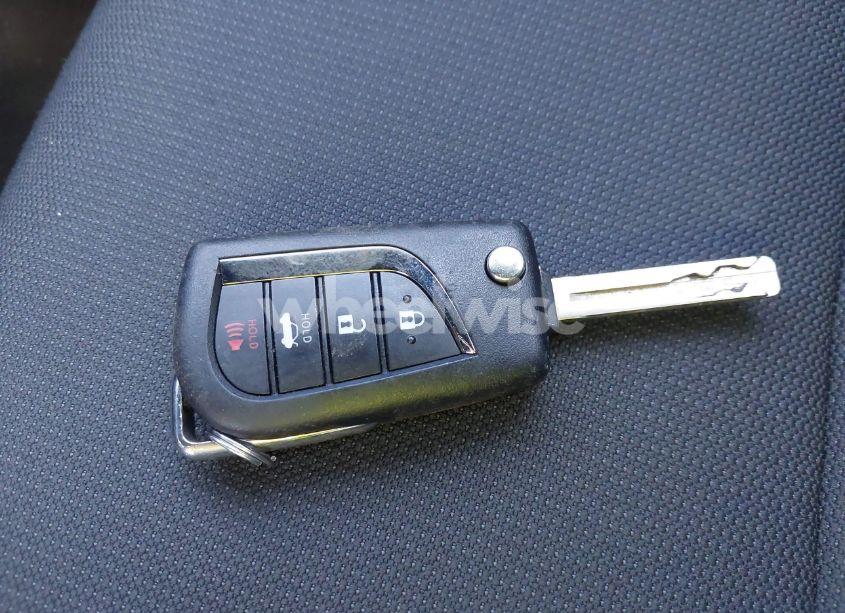 Photo 11 of 2022 Toyota Corolla LE (VIN 5YFEPMAE2NP329587)