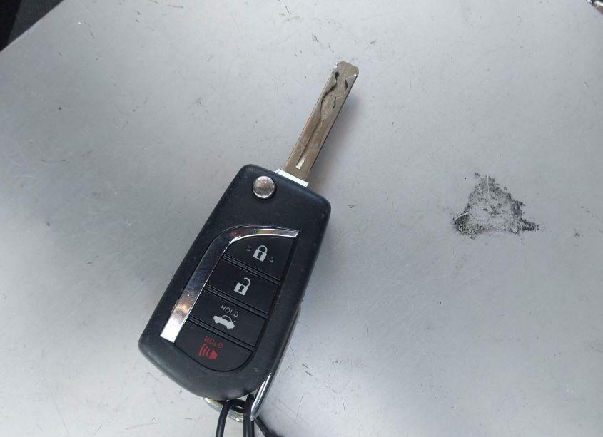 Photo 11 of 2022 Toyota Corolla LE (VIN 5YFEPMAE2NP347846)