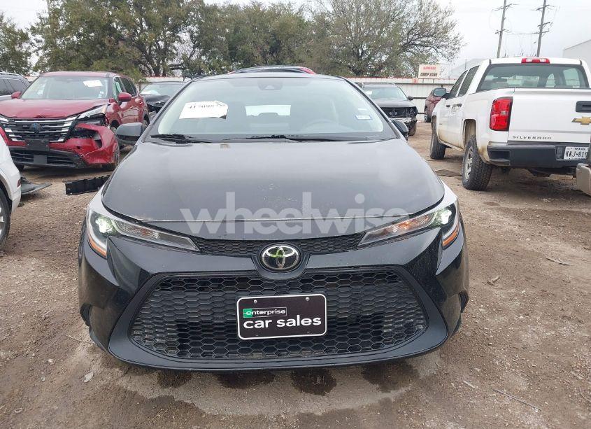 Photo 13 of 2022 Toyota Corolla LE (VIN 5YFEPMAE2NP358930)