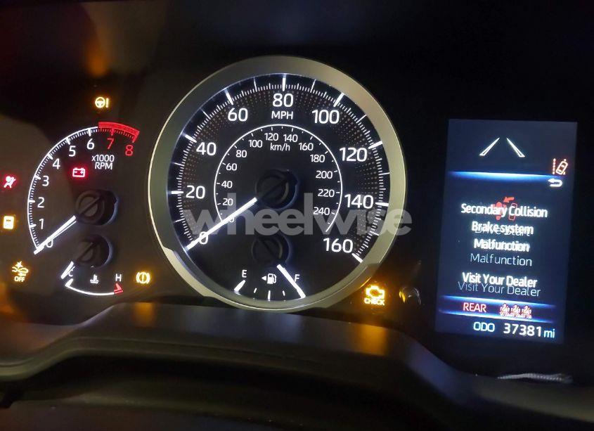 Photo 7 of 2022 Toyota Corolla LE (VIN 5YFEPMAE2NP383911)