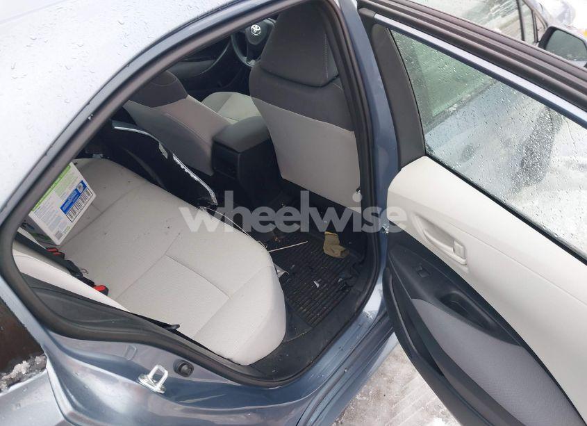 Photo 8 of 2022 Toyota Corolla LE (VIN 5YFEPMAE2NP388624)