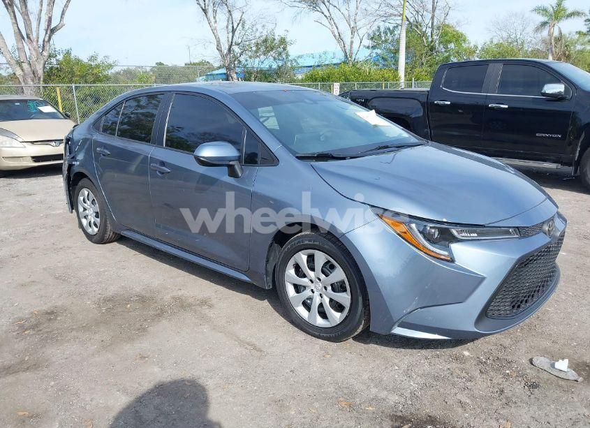 2021 Toyota Corolla LE (VIN 5YFEPMAE3MP165426) main photo