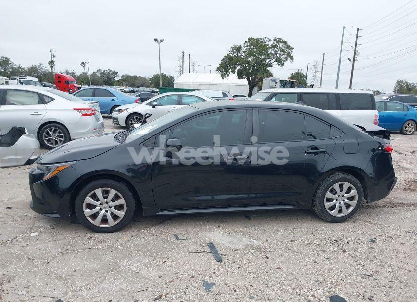 Photo 14 of 2021 Toyota Corolla LE (VIN 5YFEPMAE3MP179830)