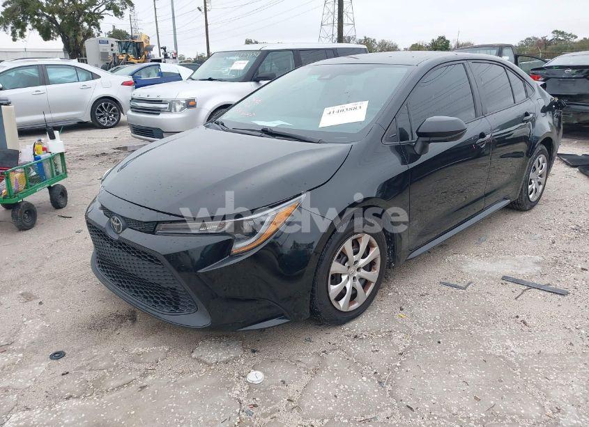 Photo 2 of 2021 Toyota Corolla LE (VIN 5YFEPMAE3MP179830)