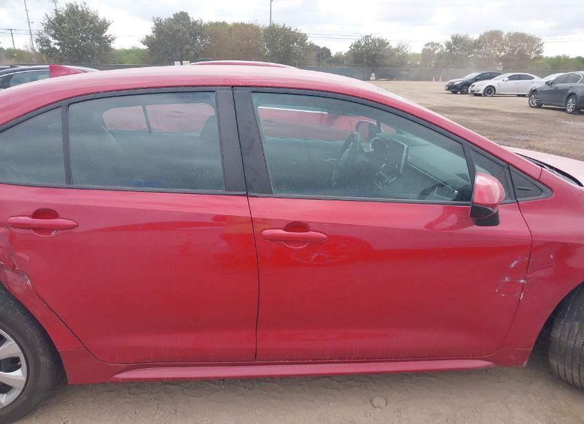 Photo 13 of 2021 Toyota Corolla LE (VIN 5YFEPMAE3MP185210)