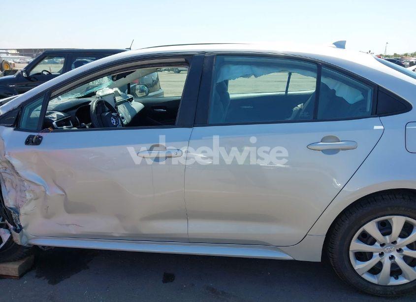 Photo 14 of 2021 Toyota Corolla LE (VIN 5YFEPMAE3MP189970)