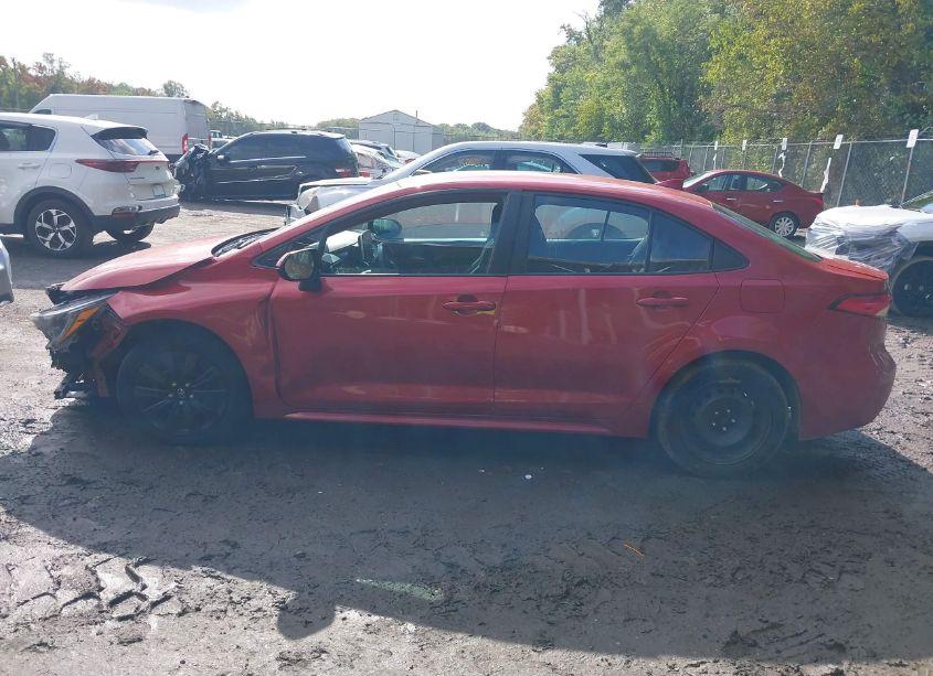 Photo 13 of 2021 Toyota Corolla LE (VIN 5YFEPMAE3MP190391)