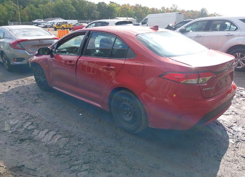 Photo 3 of 2021 Toyota Corolla LE (VIN 5YFEPMAE3MP190391)