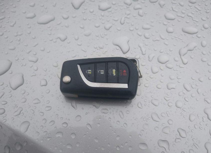 Photo 11 of 2021 Toyota Corolla LE (VIN 5YFEPMAE3MP217301)