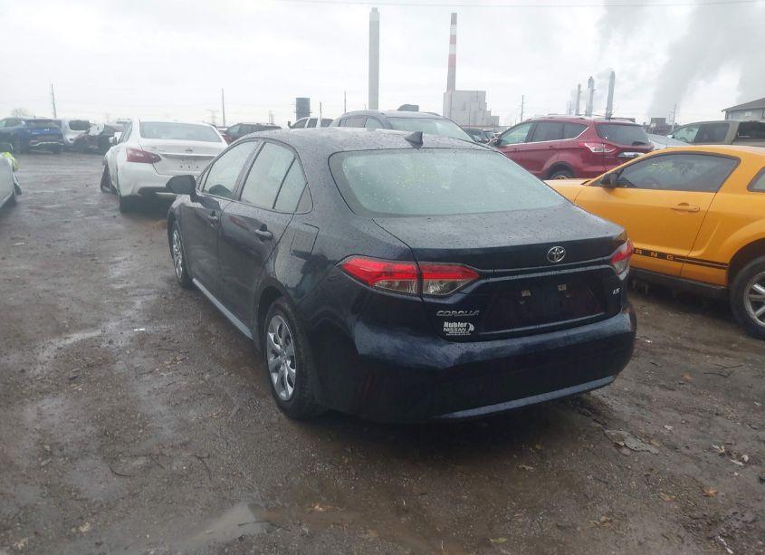 Photo 3 of 2021 Toyota Corolla LE (VIN 5YFEPMAE3MP217301)