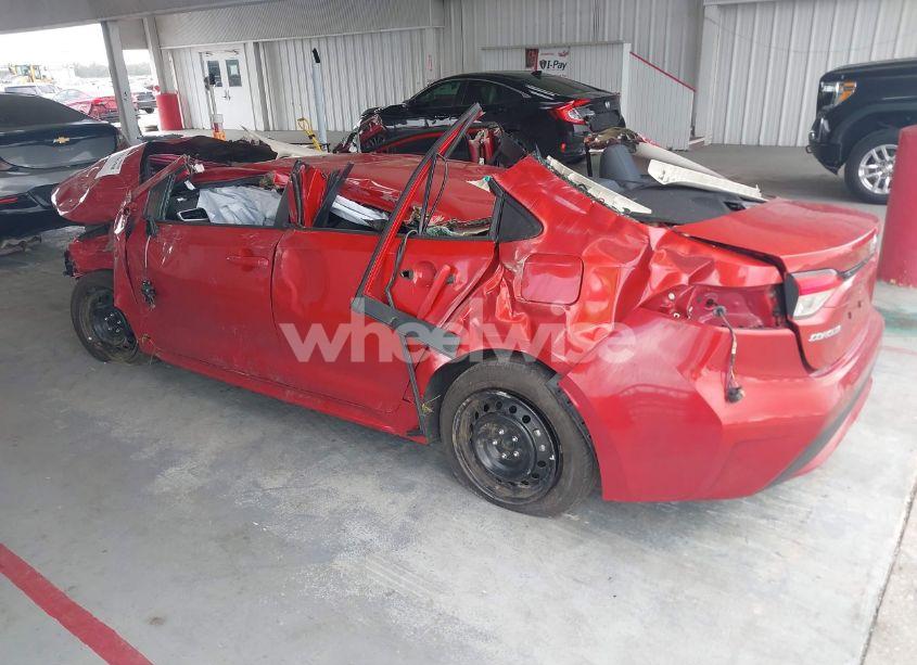 Photo 3 of 2021 Toyota Corolla LE (VIN 5YFEPMAE3MP233739)