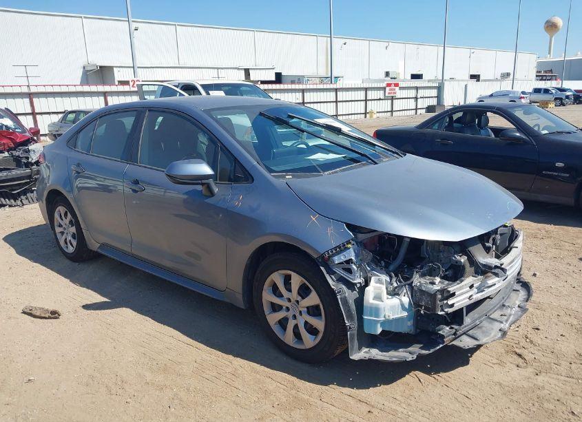 2021 Toyota Corolla LE (VIN 5YFEPMAE3MP237161) main photo