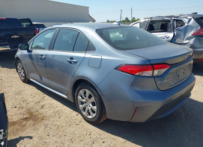 Photo 3 of 2021 Toyota Corolla LE (VIN 5YFEPMAE3MP237161)