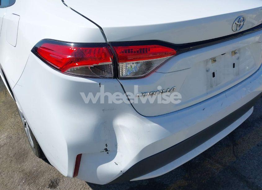 Photo 18 of 2021 Toyota Corolla LE (VIN 5YFEPMAE3MP243106)