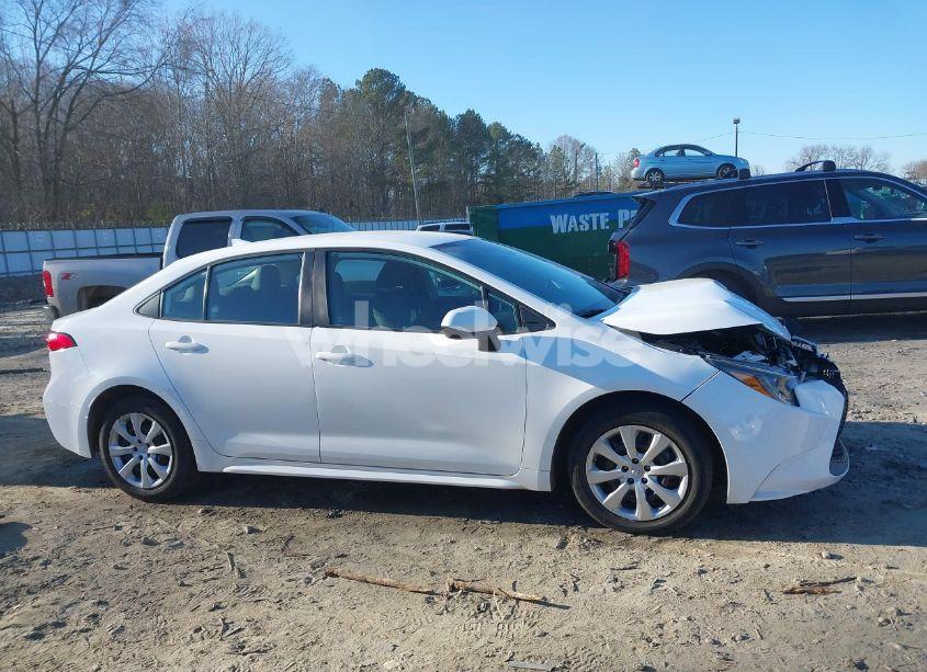 Photo 13 of 2021 Toyota Corolla LE (VIN 5YFEPMAE3MP244692)