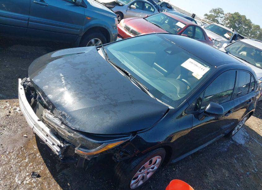 Photo 2 of 2021 Toyota Corolla LE (VIN 5YFEPMAE3MP264960)