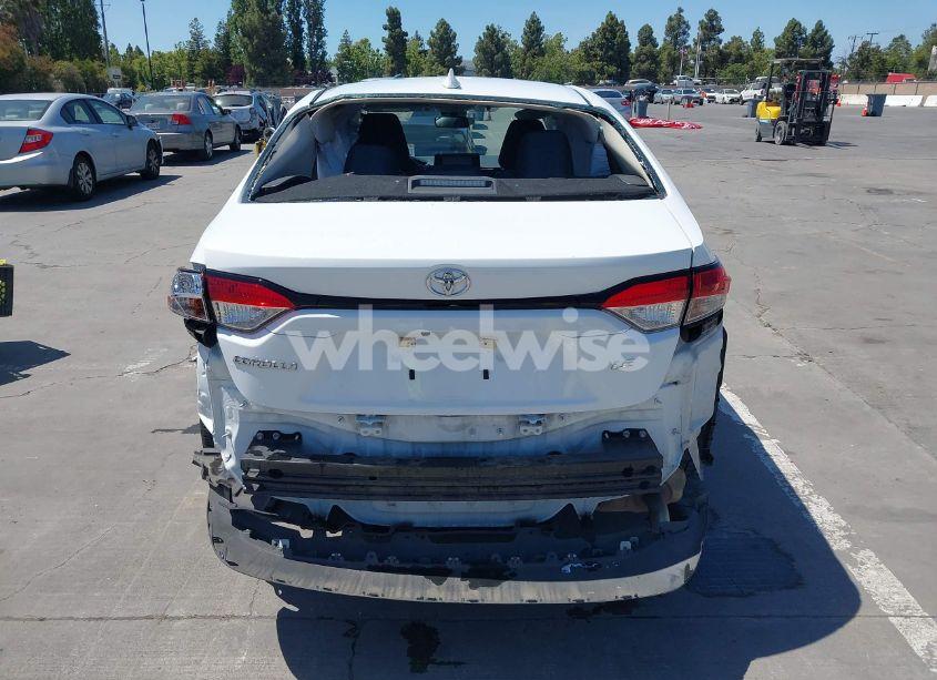 Photo 17 of 2022 Toyota Corolla LE (VIN 5YFEPMAE3NP274213)