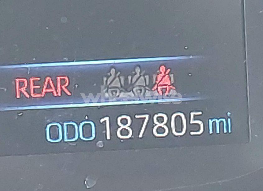 Photo 15 of 2022 Toyota Corolla LE (VIN 5YFEPMAE3NP305234)