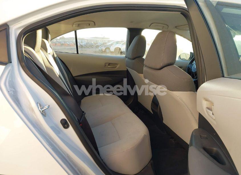 Photo 8 of 2022 Toyota Corolla LE (VIN 5YFEPMAE3NP305234)