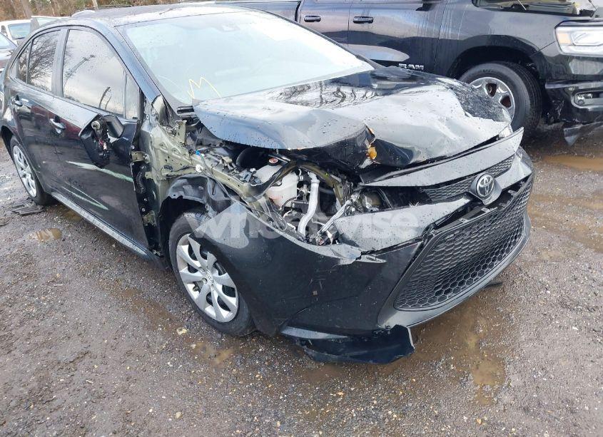 Photo 6 of 2022 Toyota Corolla LE (VIN 5YFEPMAE3NP340470)