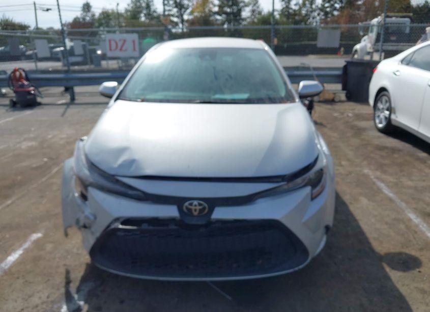 Photo 12 of 2022 Toyota Corolla LE (VIN 5YFEPMAE3NP385764)